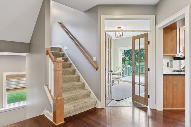 8465 Kelzer Pond Drive, Victoria, MN 55386