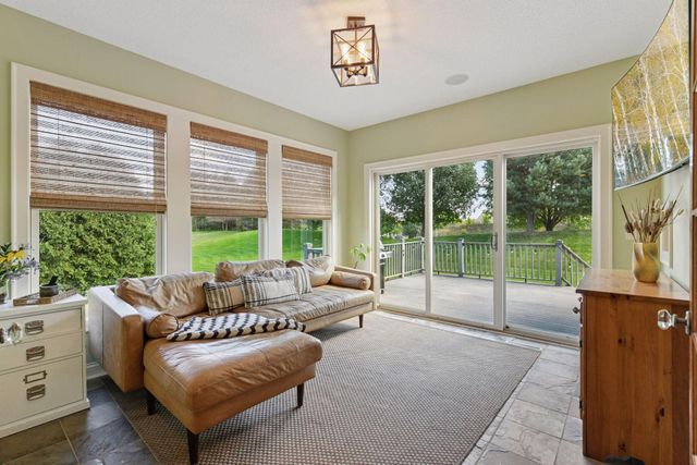 8465 Kelzer Pond Drive, Victoria, MN 55386