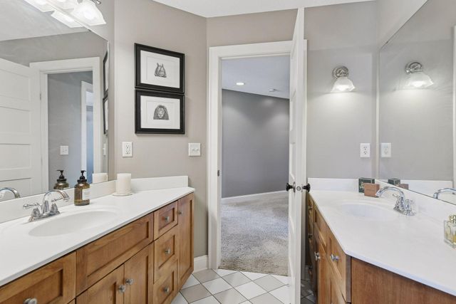 8465 Kelzer Pond Drive, Victoria, MN 55386