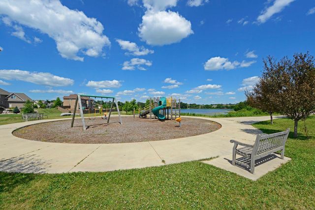8465 Kelzer Pond Drive, Victoria, MN 55386