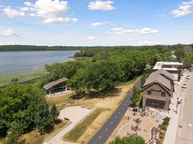 8465 Kelzer Pond Drive, Victoria, MN 55386