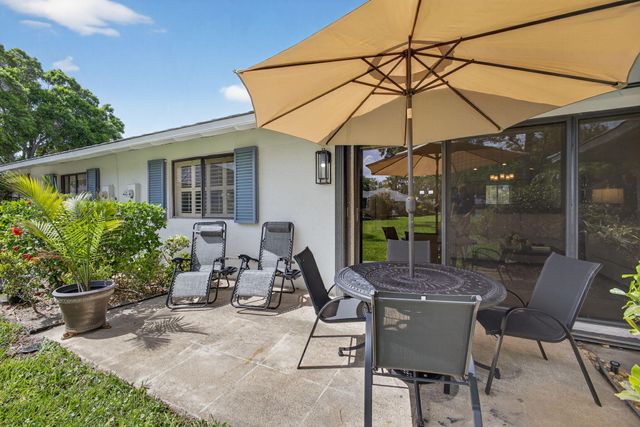 119 Club Drive, Palm Beach Gardens, FL 33418