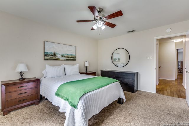 7711 Callaghan Rd Apt 905, San Antonio, TX 78229