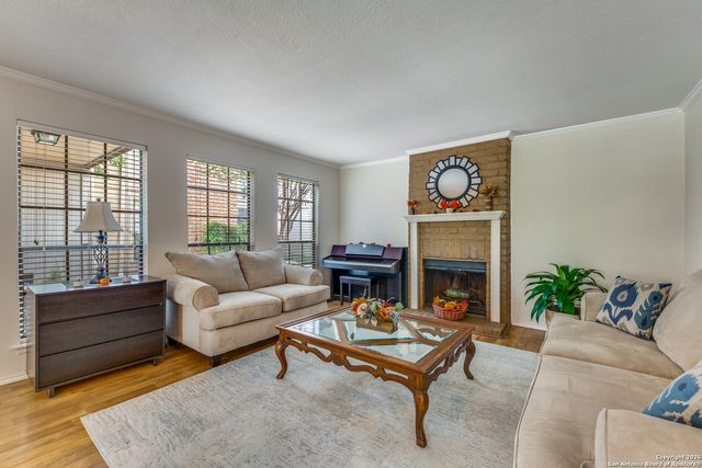 7711 Callaghan Rd Apt 905, San Antonio, TX 78229