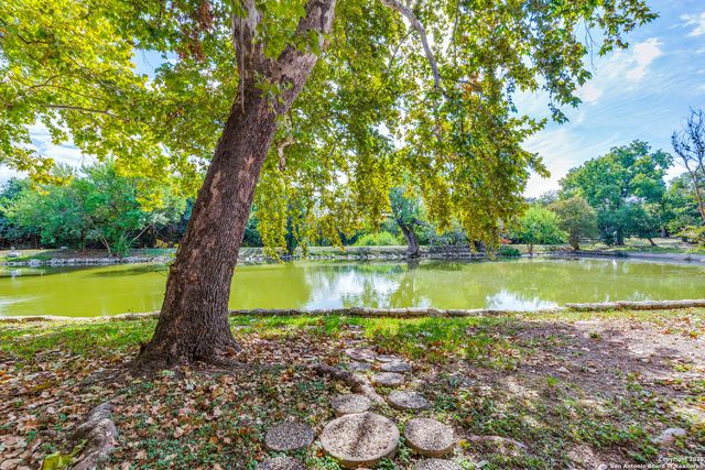 7711 Callaghan Rd Apt 905, San Antonio, TX 78229