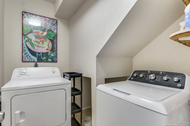 7711 Callaghan Rd Apt 905, San Antonio, TX 78229