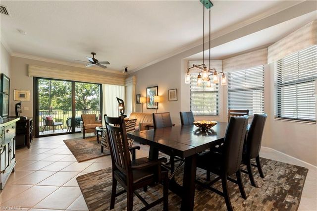 2433 Ravenna BLVD 202, Naples, FL 34109