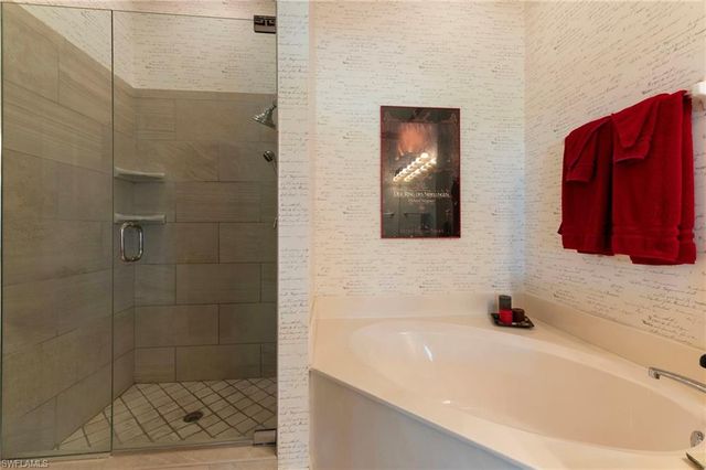 2433 Ravenna BLVD 202, Naples, FL 34109