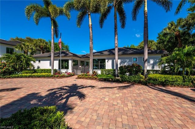 2433 Ravenna BLVD 202, Naples, FL 34109