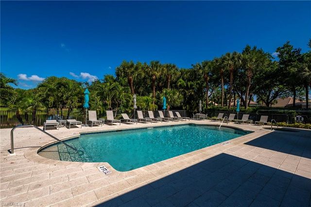 2433 Ravenna BLVD 202, Naples, FL 34109