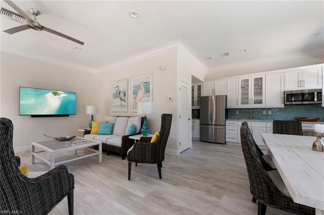 2433 Ravenna BLVD 202, Naples, FL 34109