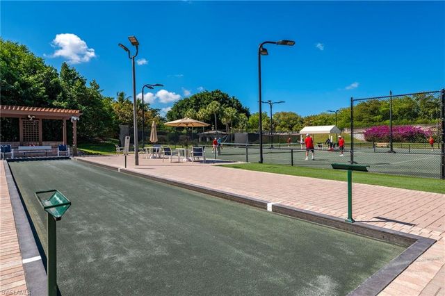 2433 Ravenna BLVD 202, Naples, FL 34109