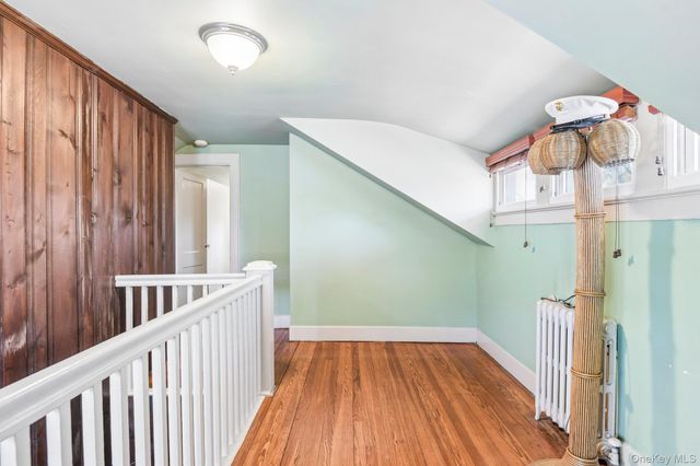 40 Hollywood Court, Rockville Centre, NY 11570