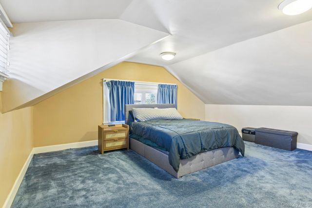 40 Hollywood Court, Rockville Centre, NY 11570