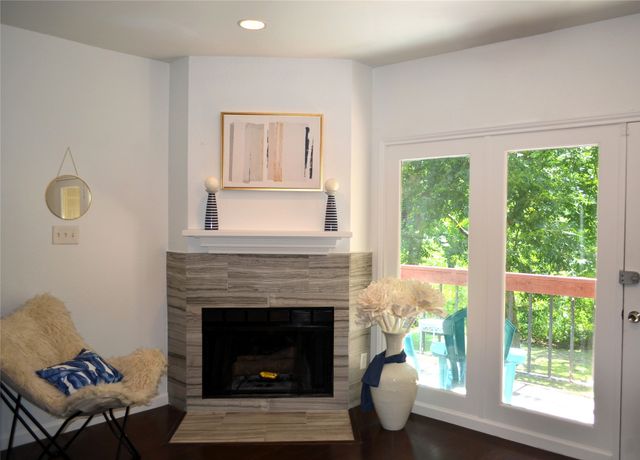 7660 Skillman Street 401, Dallas, TX 75231