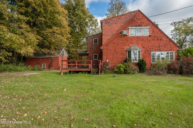 711 Saratoga Road, Wilton, NY 12831