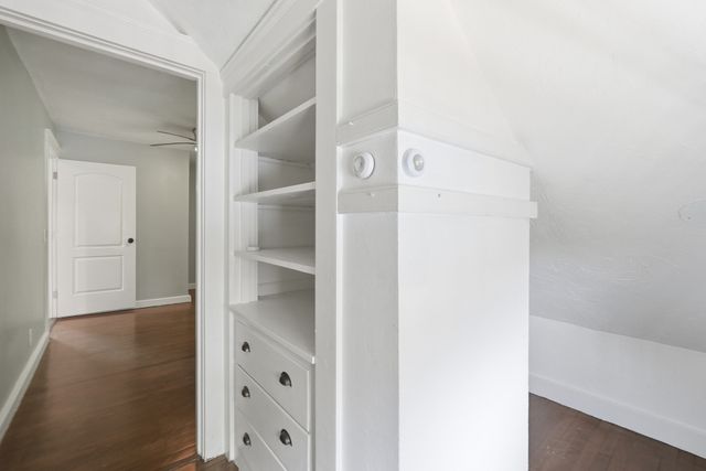 14 Saint Elmo Road, Worcester, MA 01602