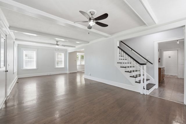 14 Saint Elmo Road, Worcester, MA 01602