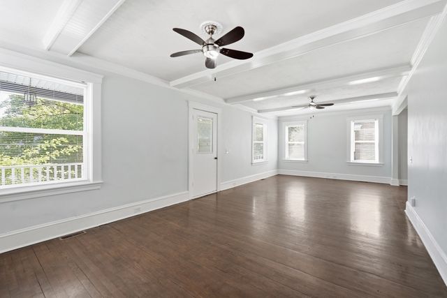 14 Saint Elmo Road, Worcester, MA 01602