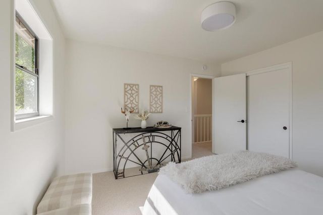 1581 Dana Avenue, Palo Alto, CA 94303