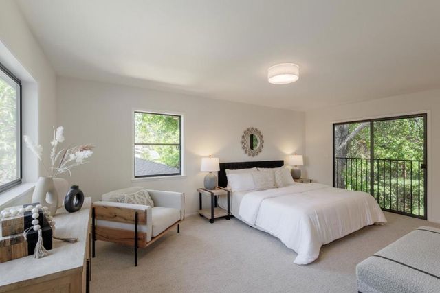 1581 Dana Avenue, Palo Alto, CA 94303