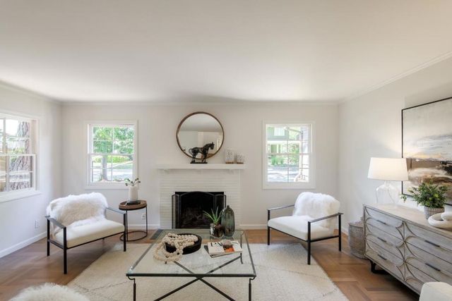 1581 Dana Avenue, Palo Alto, CA 94303