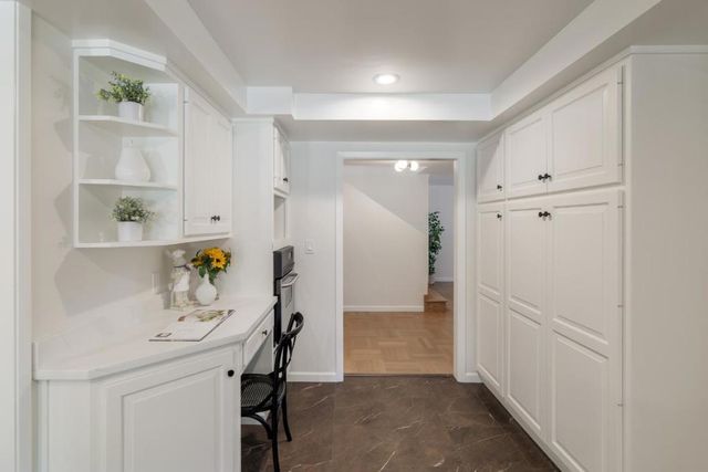 1581 Dana Avenue, Palo Alto, CA 94303