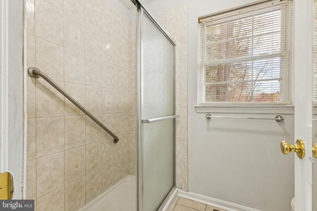 4 CHESTNUT LN, Stafford, VA 22556