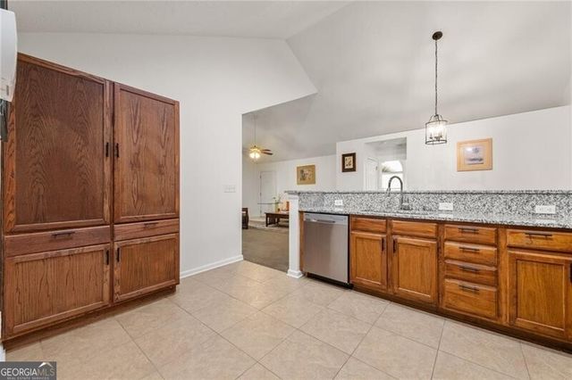 2191 Rockbridge Road 2401, Stone Mountain, GA 30087