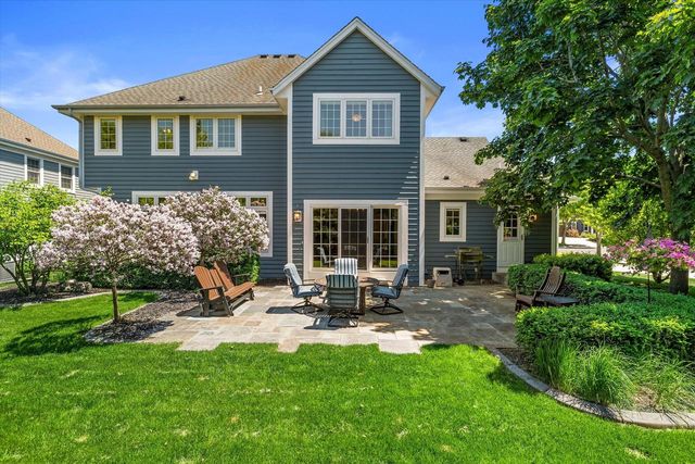W72N447 Mulberry AVENUE, Cedarburg, WI 53012