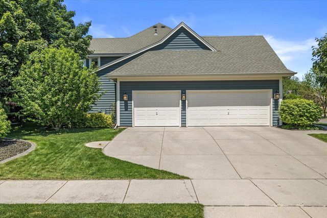 W72N447 Mulberry AVENUE, Cedarburg, WI 53012
