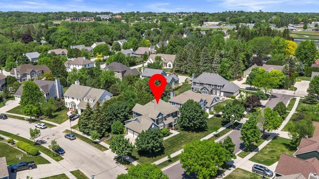 W72N447 Mulberry AVENUE, Cedarburg, WI 53012