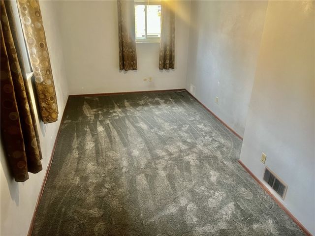 314 Pointview Rd, Brentwood, PA 15227