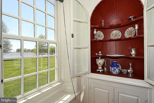 10373 LOCUST POINT RD, Princess Anne, MD 21853