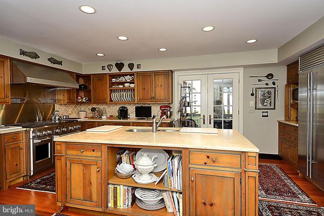 10373 LOCUST POINT RD, Princess Anne, MD 21853