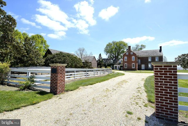 10373 LOCUST POINT RD, Princess Anne, MD 21853