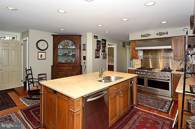 10373 LOCUST POINT RD, Princess Anne, MD 21853