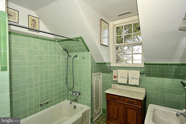 10373 LOCUST POINT RD, Princess Anne, MD 21853