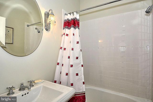 10373 LOCUST POINT RD, Princess Anne, MD 21853