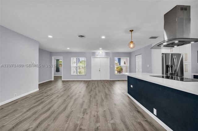 851 SW 49th Ter 3, Margate, FL 33068