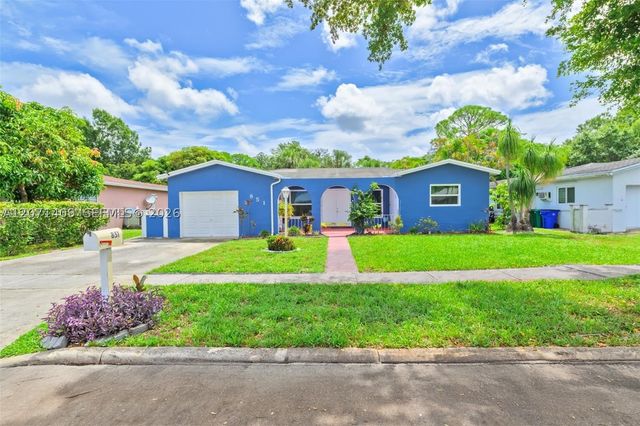 851 SW 49th Ter 3, Margate, FL 33068