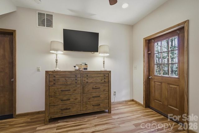 25 Poke Road, Newland, NC 28657