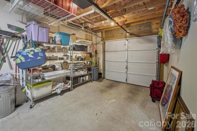 25 Poke Road, Newland, NC 28657