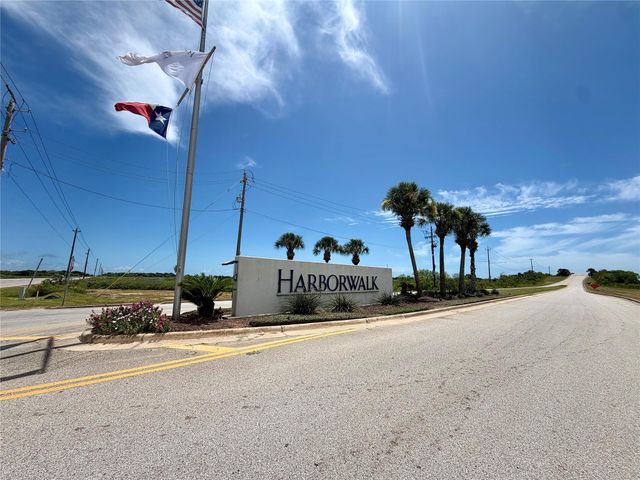 6 Sugarloaf, Hitchcock, TX 77563