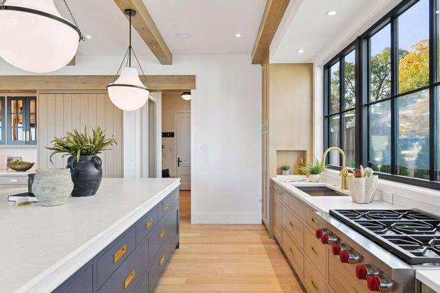 254 Lake Street, Excelsior, MN 55331