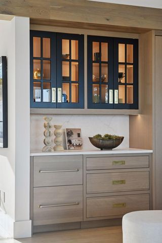 254 Lake Street, Excelsior, MN 55331