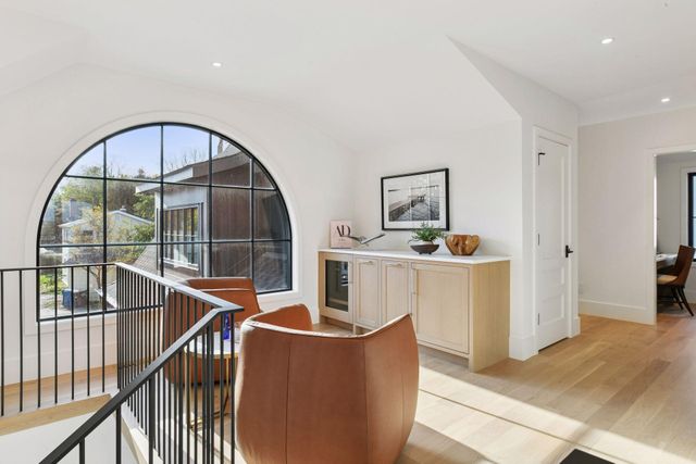 254 Lake Street, Excelsior, MN 55331