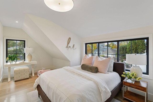 254 Lake Street, Excelsior, MN 55331