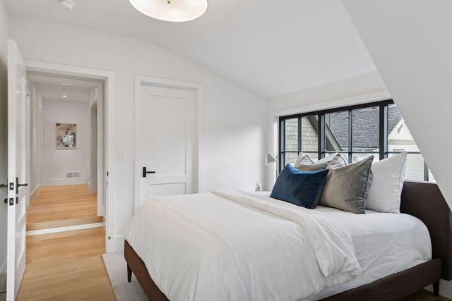 254 Lake Street, Excelsior, MN 55331