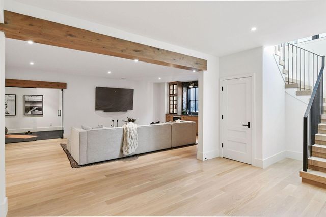 254 Lake Street, Excelsior, MN 55331